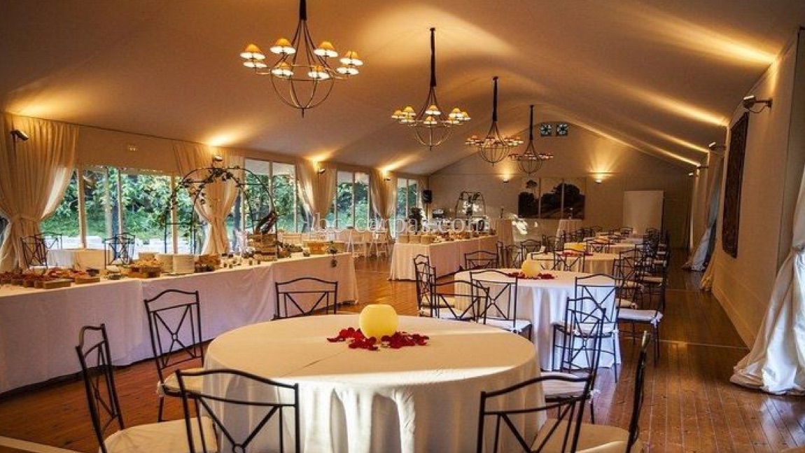 Large pavilion style marquee hire 2